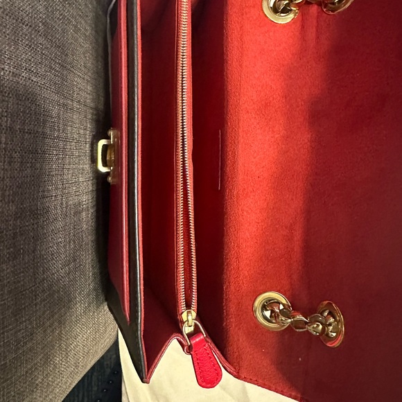 Louis Vuitton Handbags - Picture 2 of 8